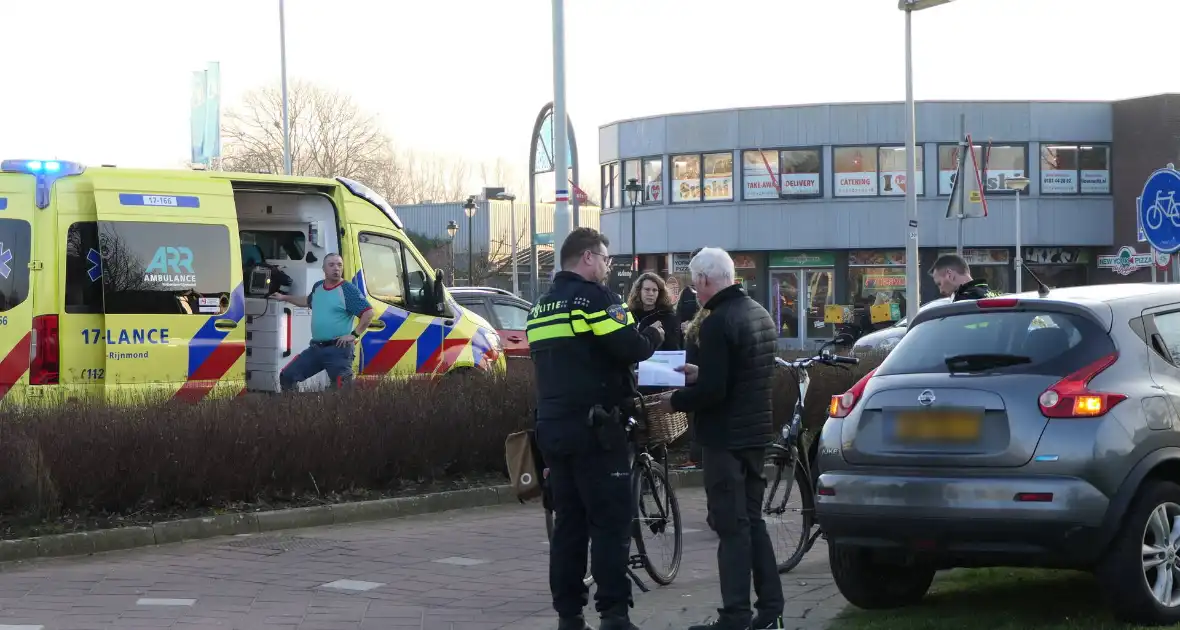 Fietsster er raakt gewond bij aanrijding - Foto 3