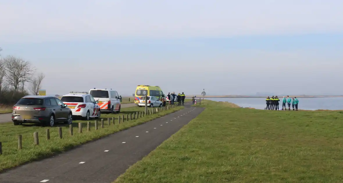 Persoon overleden na val in het water - Foto 1