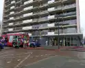 Brand op dak van woontoren