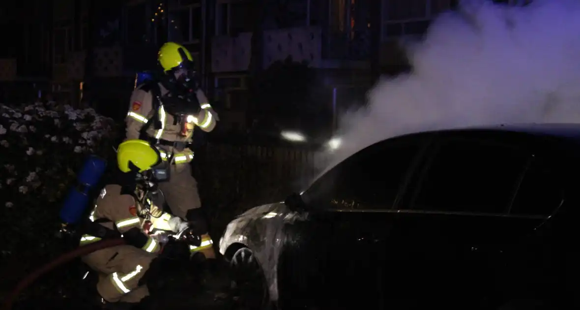 Auto flink beschadigd door brand - Foto 6
