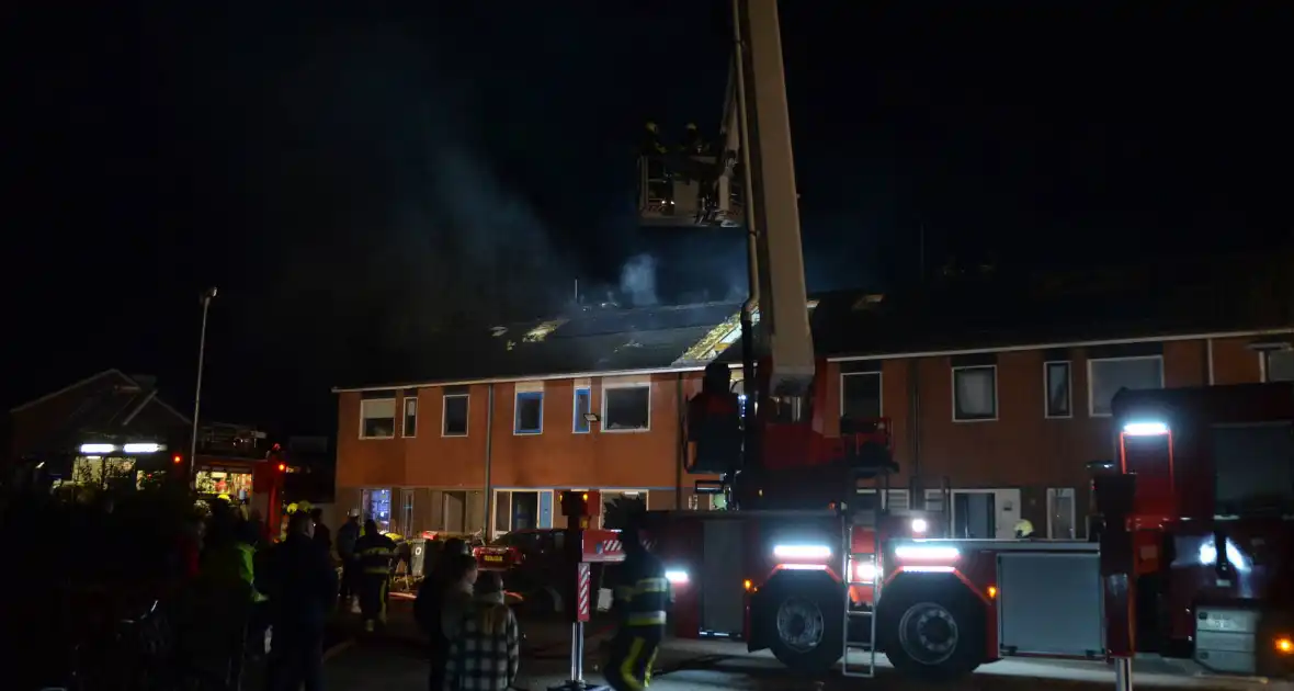 Zeer grote brand lastig onder controle te krijgen - Foto 1