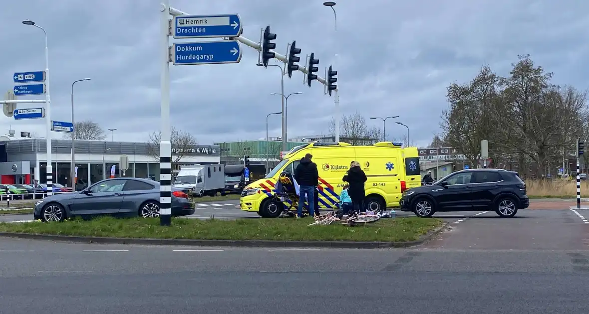 Fiets in de kreukels na negeren rood verkeerslicht - Foto 1