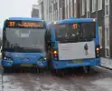 Lijnbussen vast na botsing door gladheid