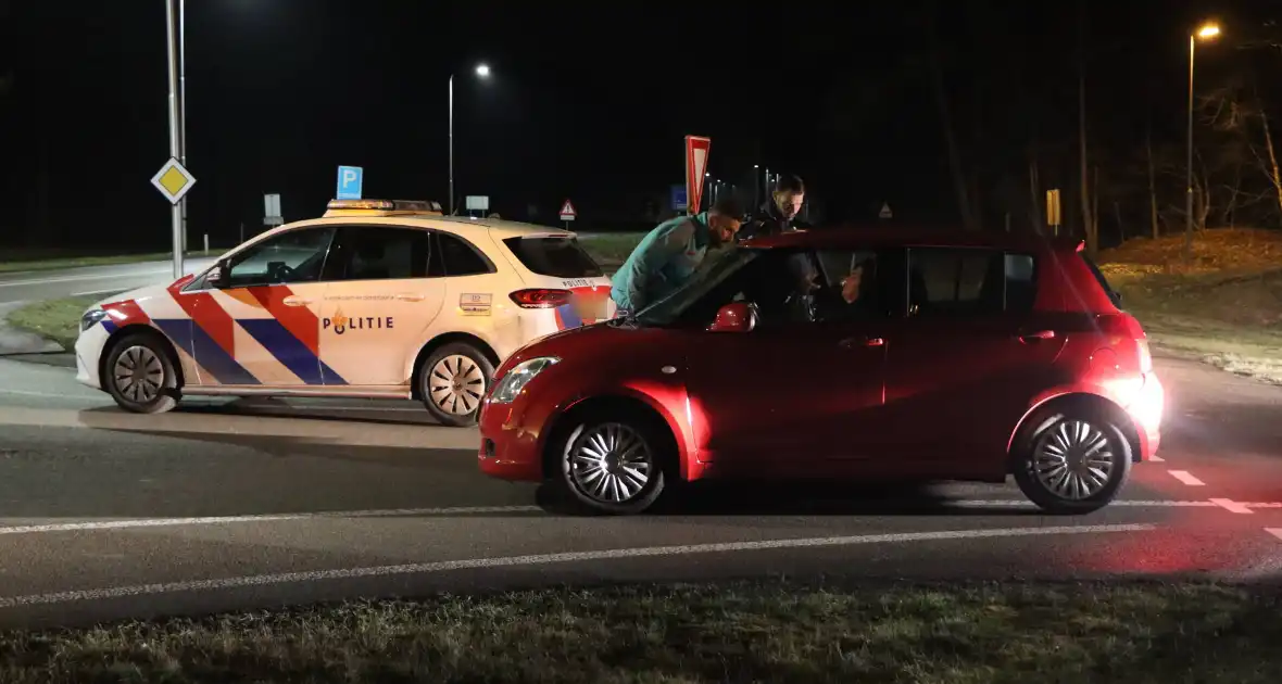 Automobilist botst op voorganger - Foto 2