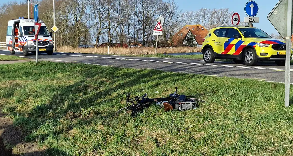 18-jarige fietser overleden bij ongeval met bestelbus - Foto 7