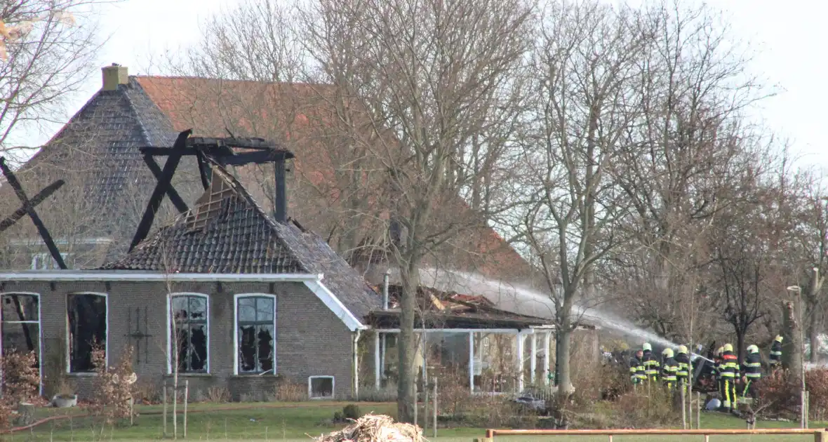 Brandweer nu echt klaar met nablussen - Foto 2