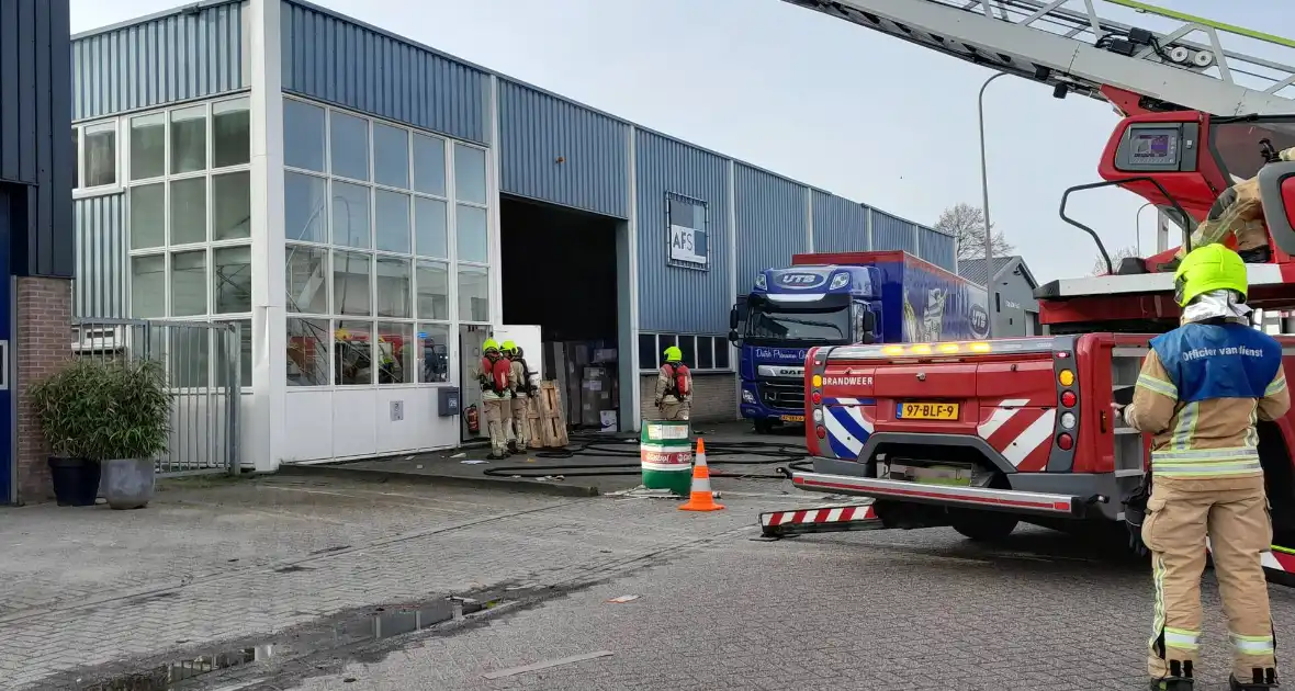 Brand in magazijn van bedrijfspand - Foto 2