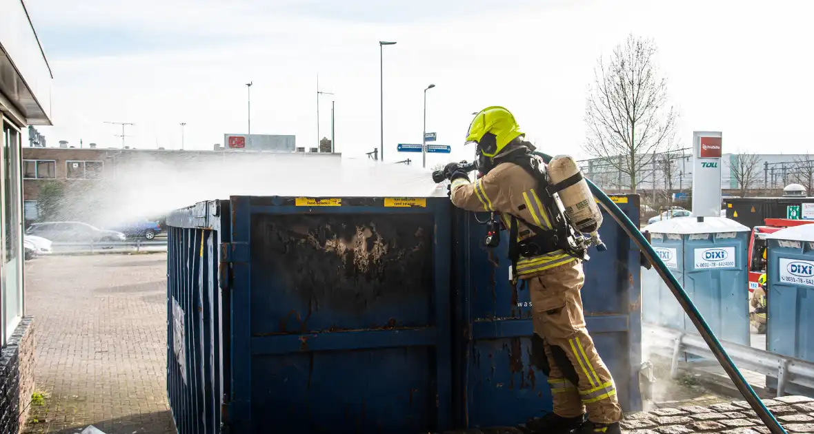 Brand in grote bouwcontainer - Foto 2