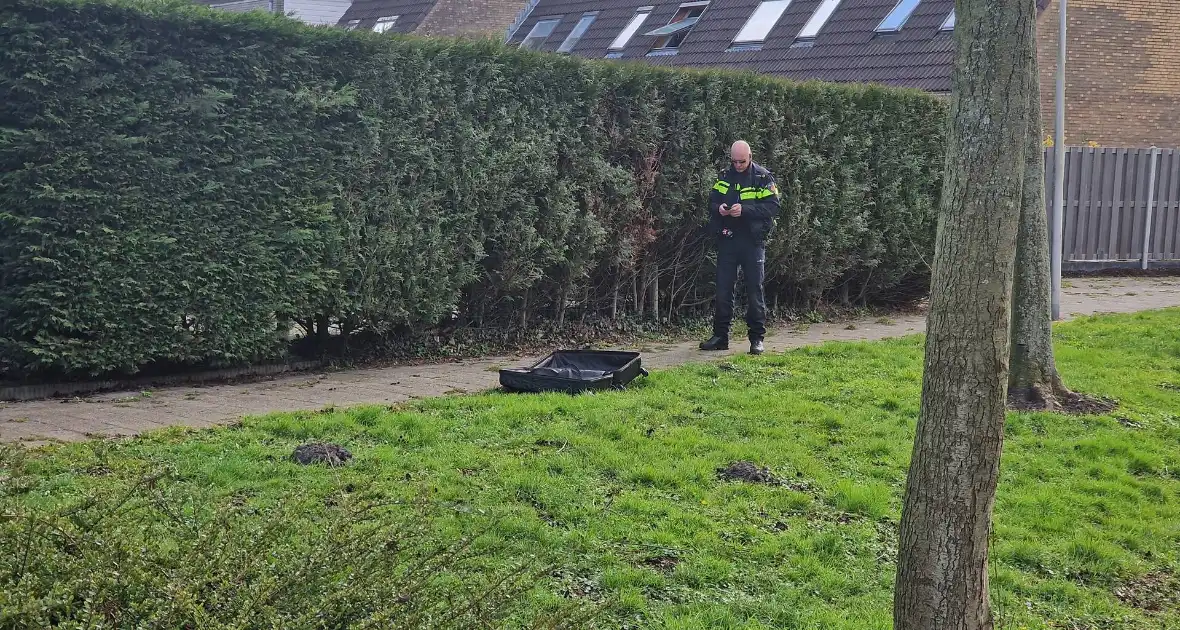 Overleden persoon aangetroffen in kanaal - Foto 2