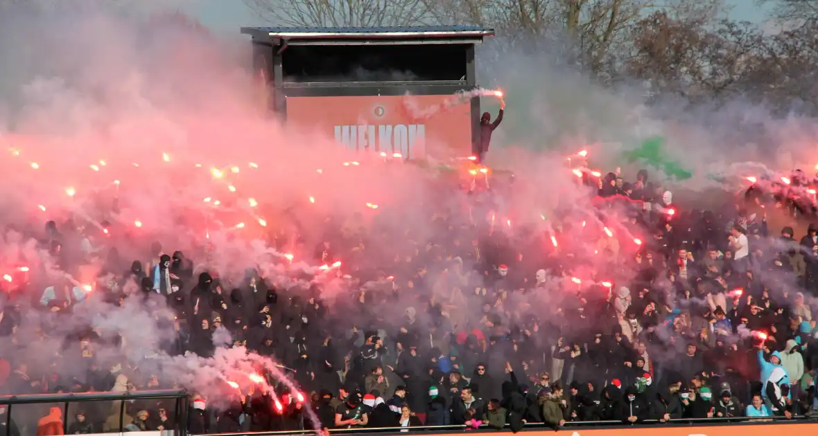 Veel publiek bij laatste training voor de klassieker - Foto 4