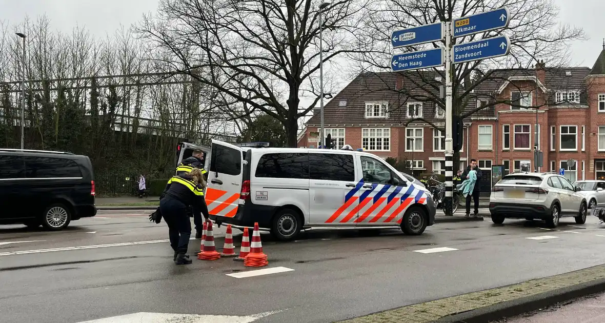 Scooterrijder gewond bij botsing met automobilist