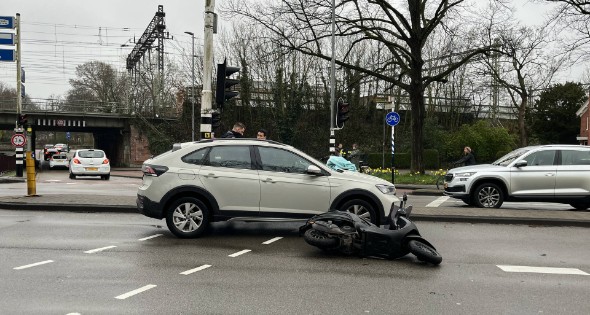 Scooterrijder gewond bij botsing met automobilist - Afbeelding 6