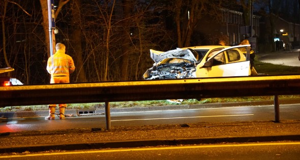 Gewonde bij botsing tussen drie auto's - Afbeelding 7