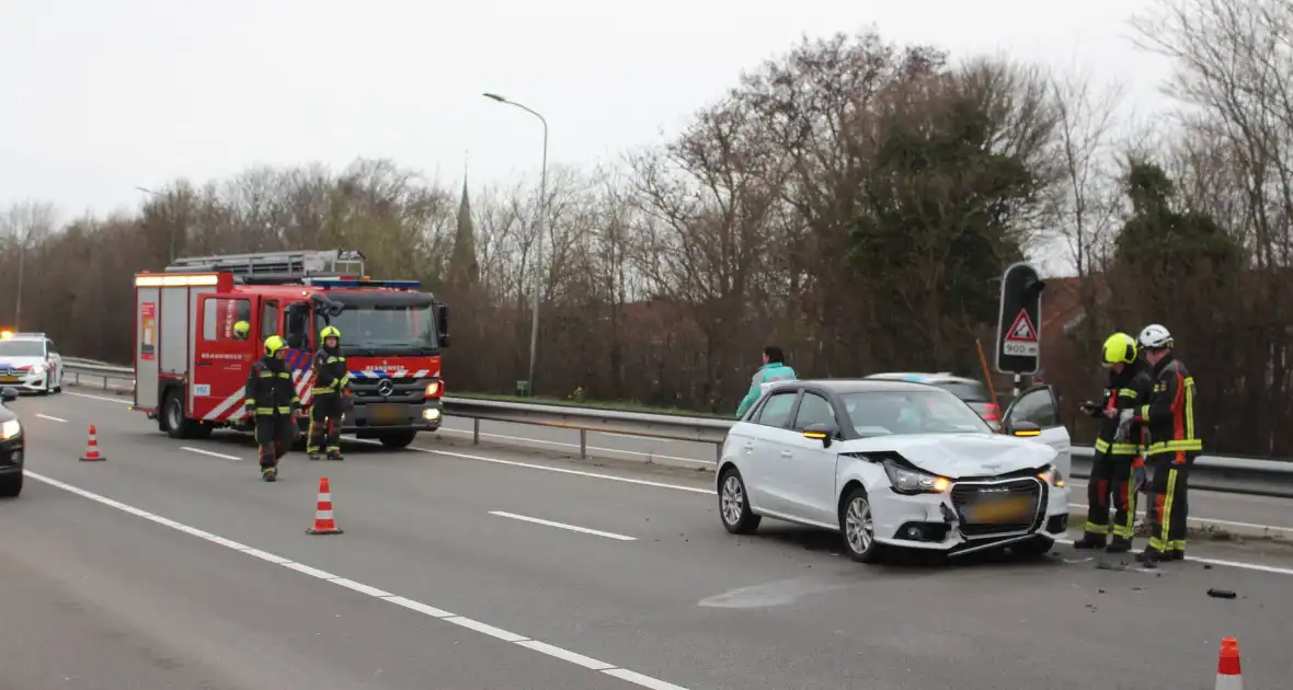 Veel schade bij kop-staartbotsing