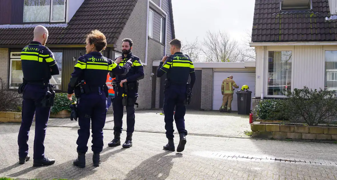 Bewoner ademt rook in bij brand in meterkast - Foto 3