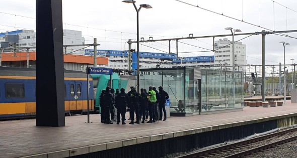 Massale inzet politie vanwege mogelijk vuurwapen - Afbeelding 2