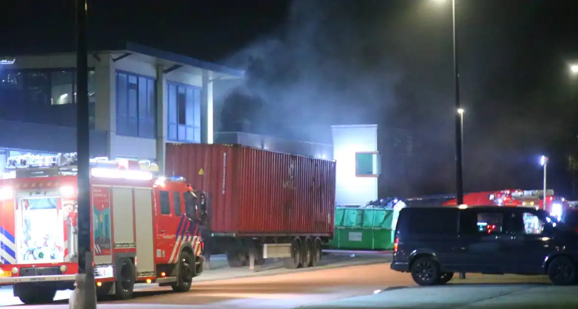 Grote brand in industriepand - Foto 4