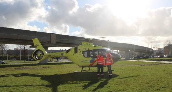 Trauma-arts per helikopter ingevlogen ter assistentie van ambulance - Afbeelding 6