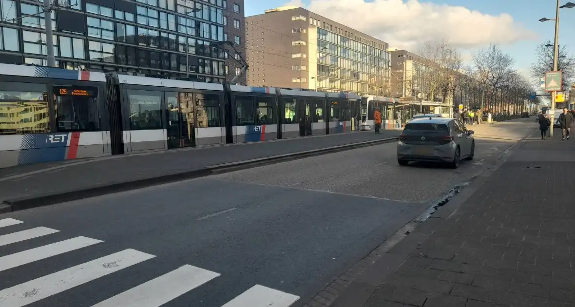 Tramverkeer richting Kuip plat door lastige reiziger en kapotte tram - Foto 2
