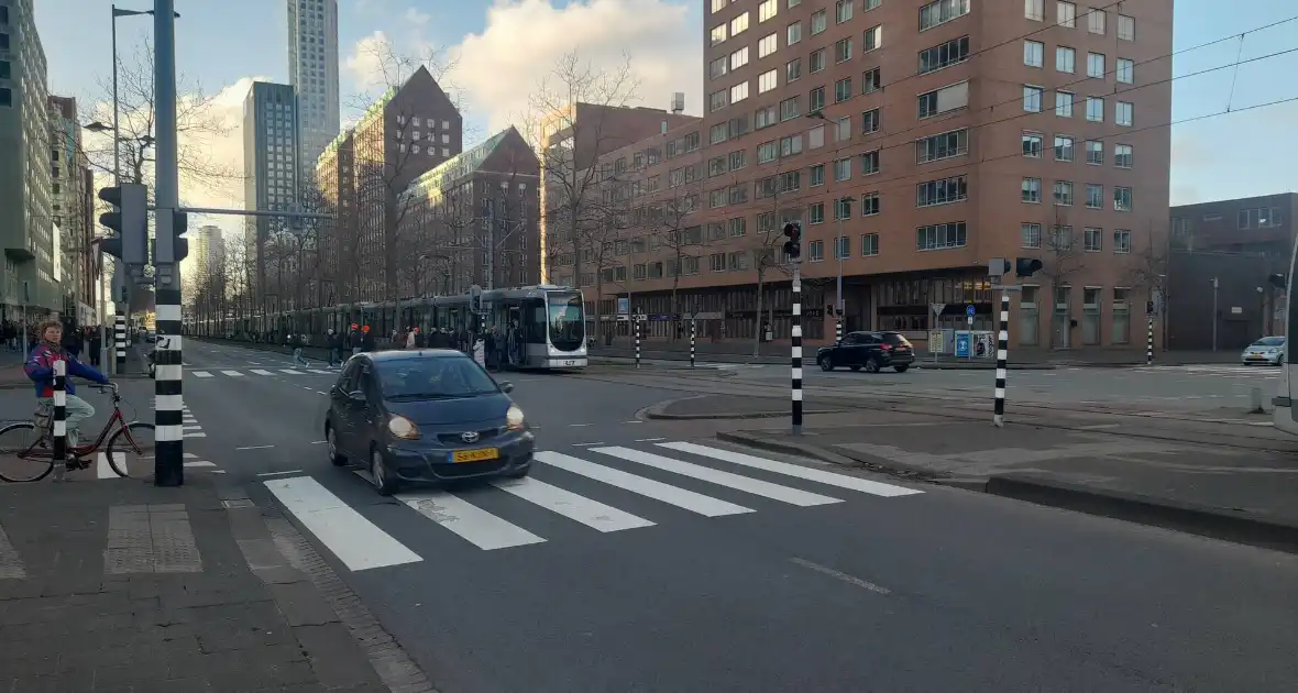 Tramverkeer richting Kuip plat door lastige reiziger en kapotte tram - Foto 3