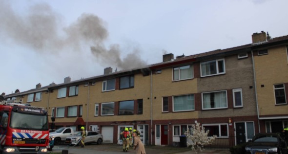 Veel Rookontwikkeling Bij Uitslaande Zolderbrand | 112-nu.nl