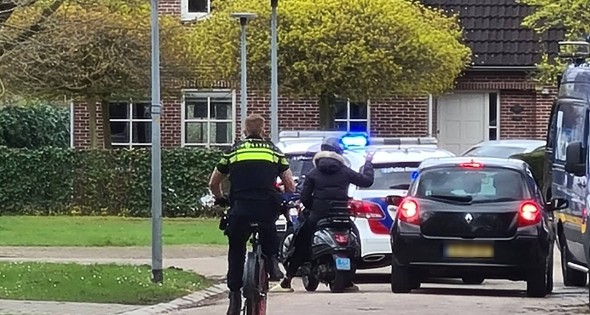 Agente vordert fiets van voorbijganger bij achtervolging
