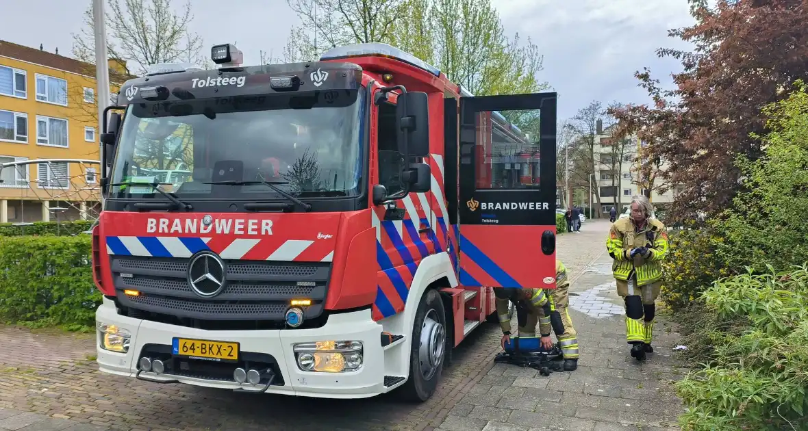 Veel rook bij kleine brand in woning - Foto 7