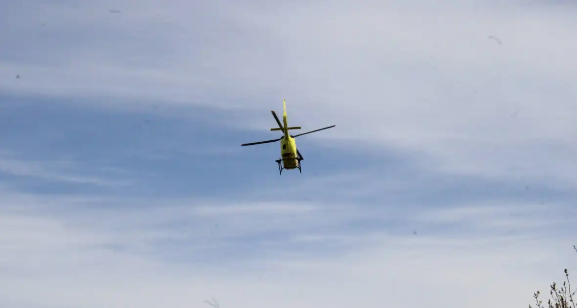 Landing traumahelikopter trekt veel bekijks - Foto 15
