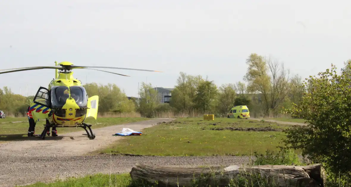 Landing traumahelikopter trekt veel bekijks - Foto 3