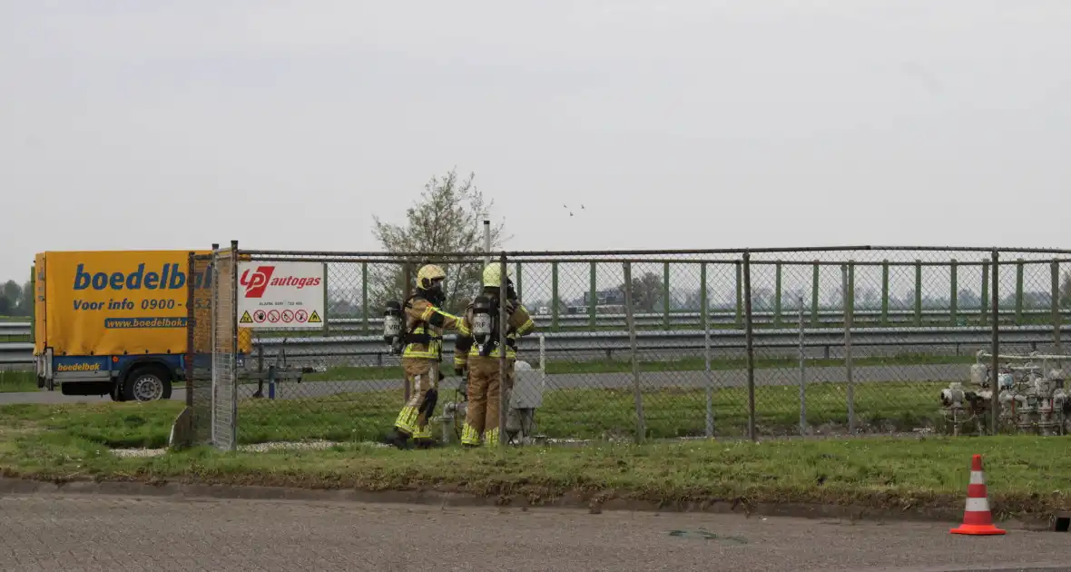 Lekkende LPG installatie bij tankstation - Foto 6