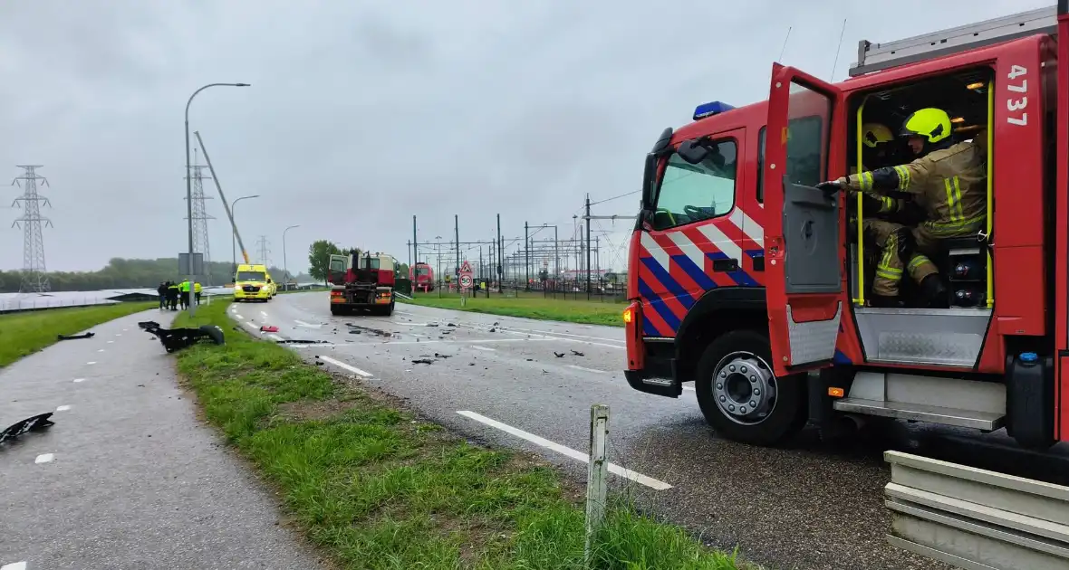 Ernstig verkeersongeval met vrachtwagen - Foto 4