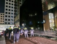 Politie grijpt in: 14 Arrestaties bij UvA-bezettingsactie