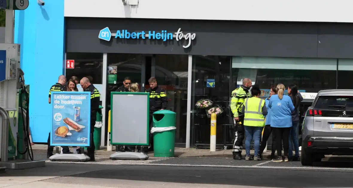 Politie doet onderzoek naar schietpartij BP-tankstation - Foto 12