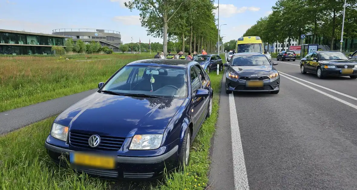 Kinderen nagekeken na kop-staartbotsing - Foto 4