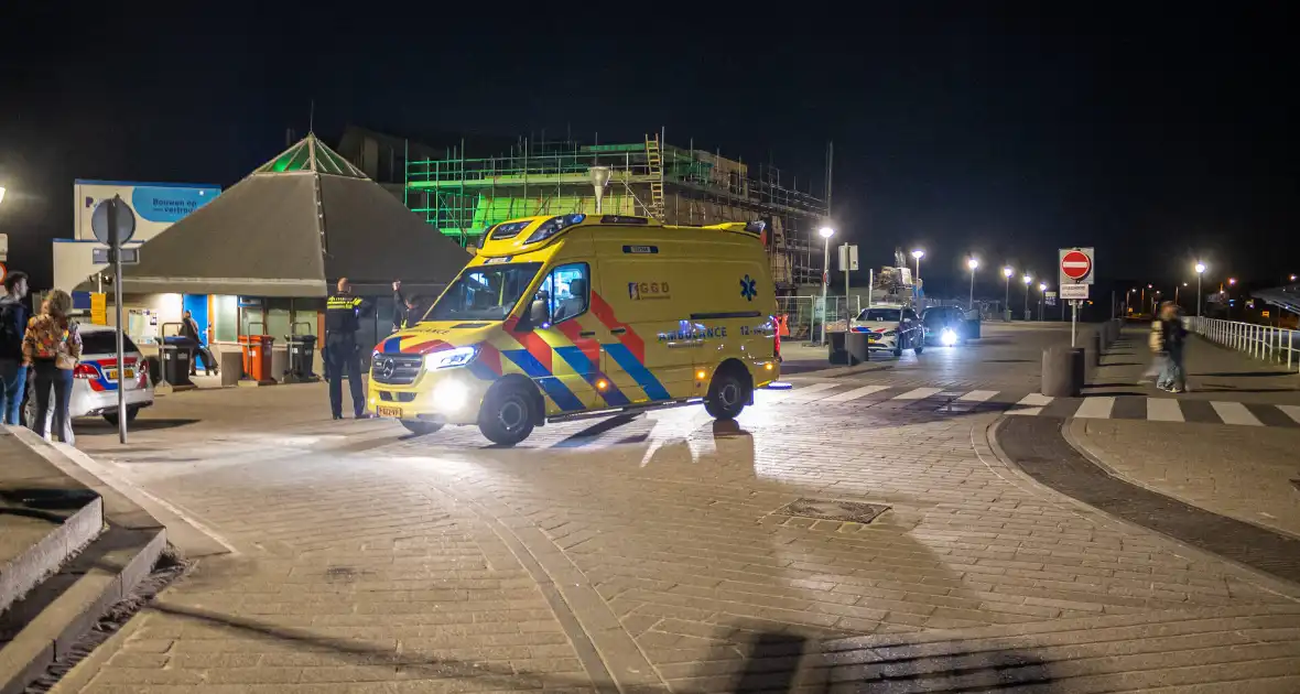 Steekpartij op strand met meerdere gewonden - Foto 2