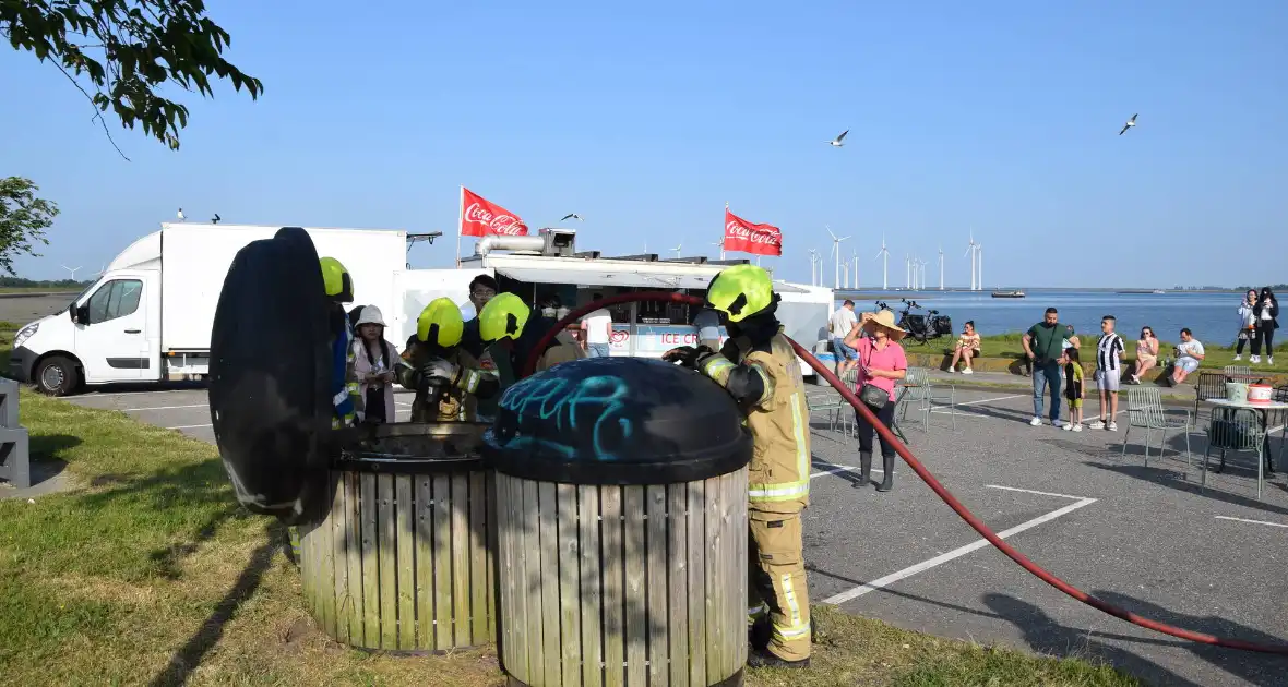 Container in brand door BBQ - Foto 10