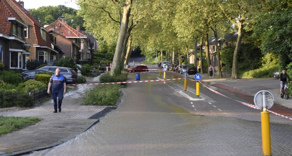 Opnieuw waterlekkage in woonwijk