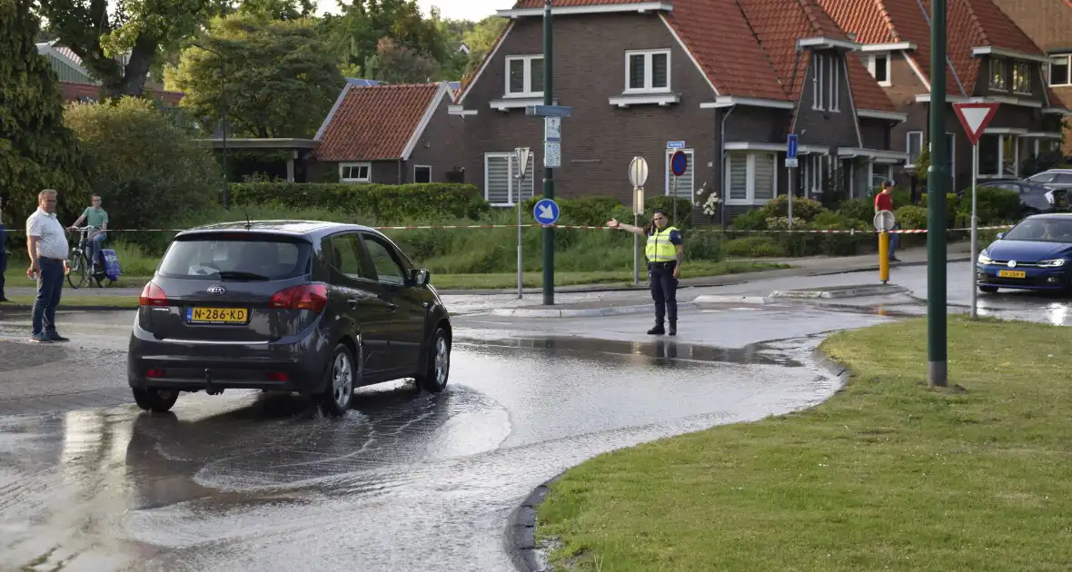 Opnieuw waterlekkage in woonwijk - Foto 13