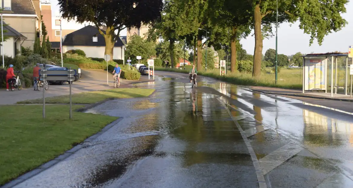 Opnieuw waterlekkage in woonwijk - Foto 16