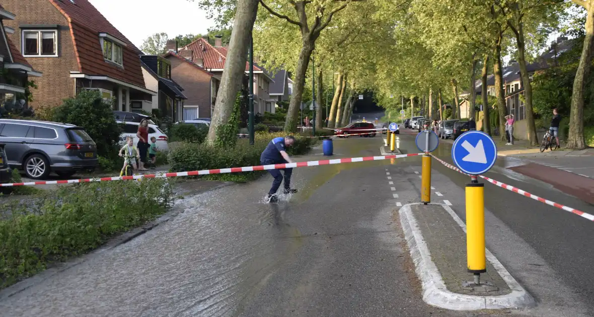 Opnieuw waterlekkage in woonwijk - Foto 9