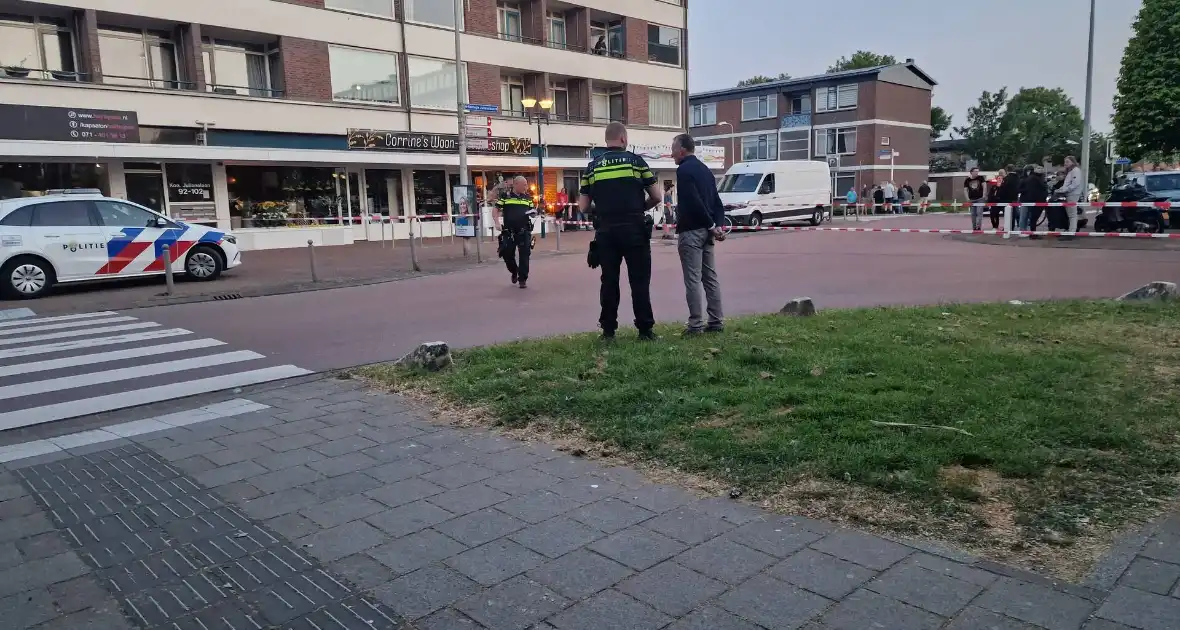 Gewonde en aanhouding bij melding steekpartij - Foto 10