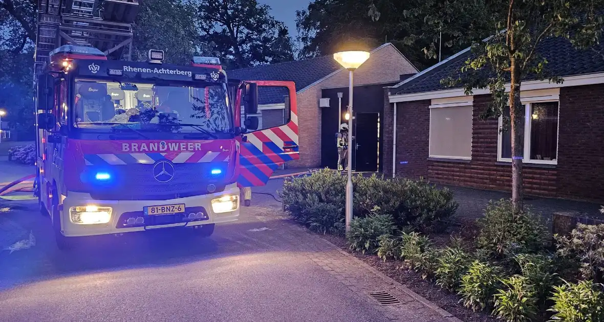 Rook van barbecue zorgt voor melding gebouwbrand - Foto 2