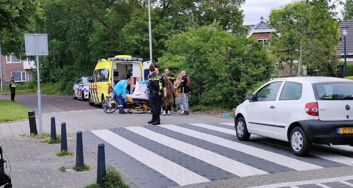 Vrouwelijke scooterbestuurster raakt gewond bij ongeval met auto