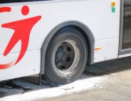 Lijnbus vliegt bijna in brand