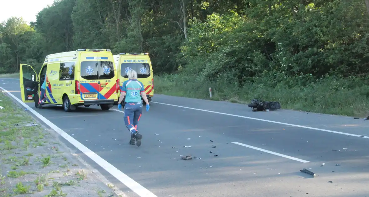 Flink ongeval tussen automobilist en scooterrijder - Foto 4