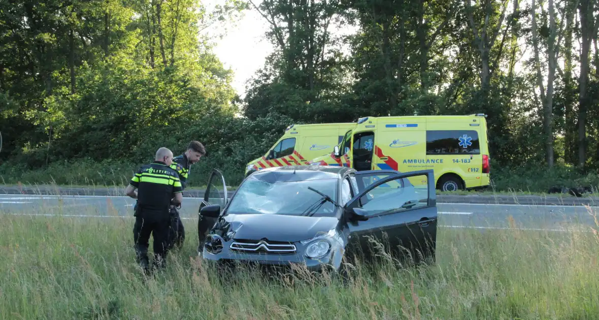 Flink ongeval tussen automobilist en scooterrijder - Foto 6
