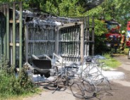 Brand in fietsenstalling geblust