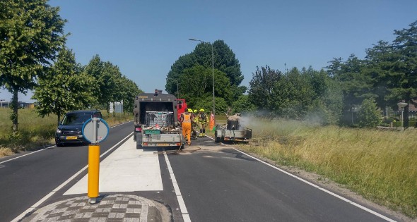 Bitumenketel op aanhanger vliegt in brand - Afbeelding 3