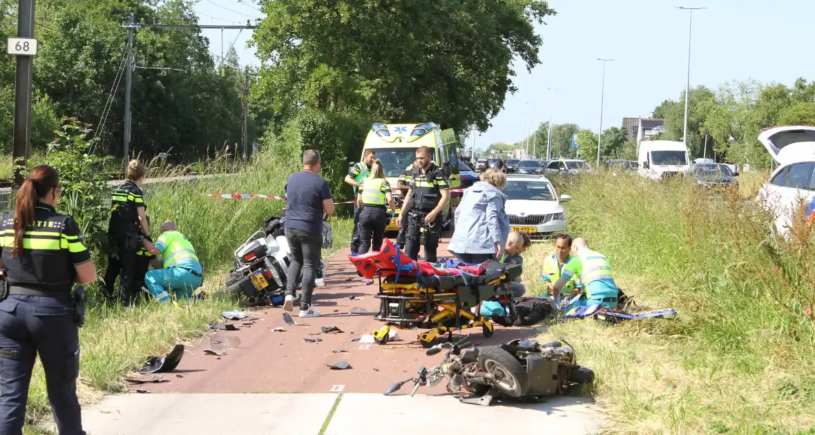 Motoragent betrokken geraakt bij een ongeluk - Foto 1