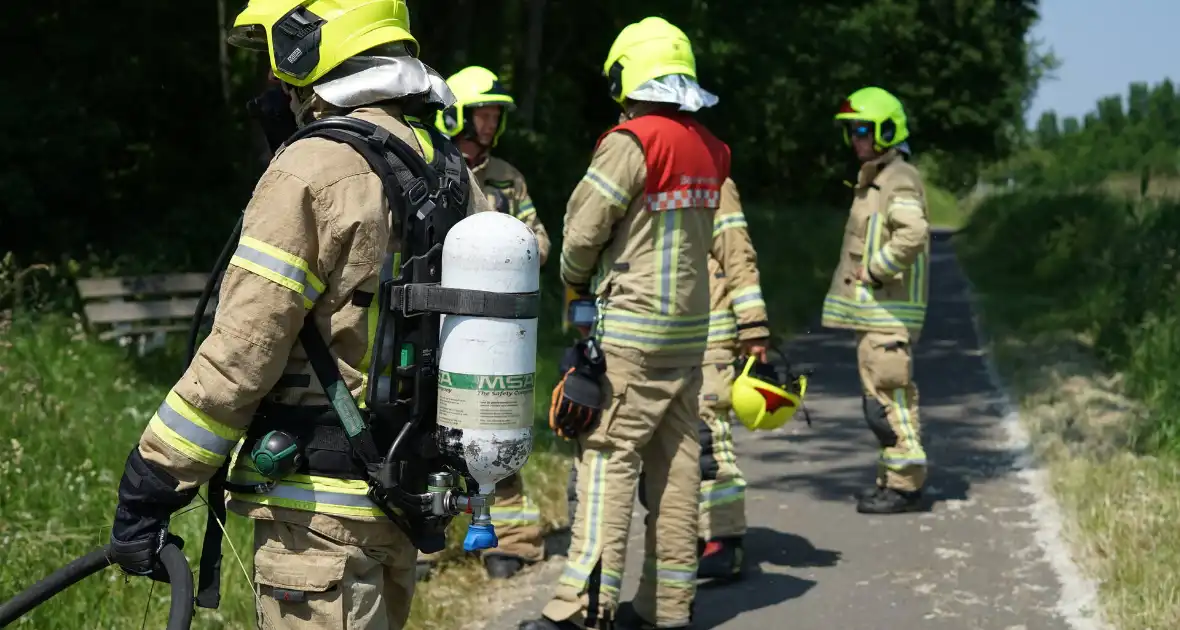 Meters in vlammen opgegaan bij brand in recreatiegebied De Vliegers - Foto 5